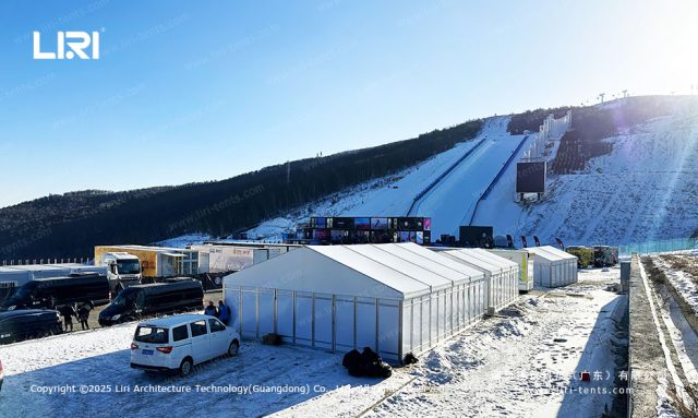 Low-temperature resistant tent